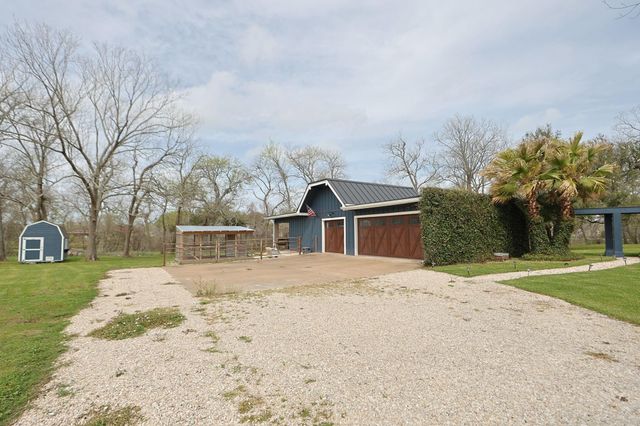 1504 Half Moon Drive, Wharton, TX 77488