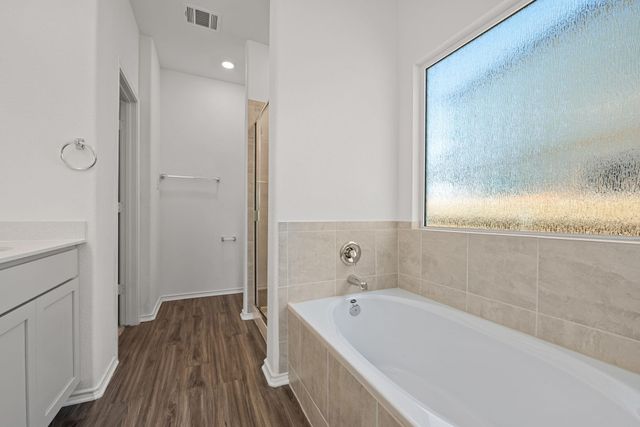 120 Josey Wales DR, Jarrell, TX 76537