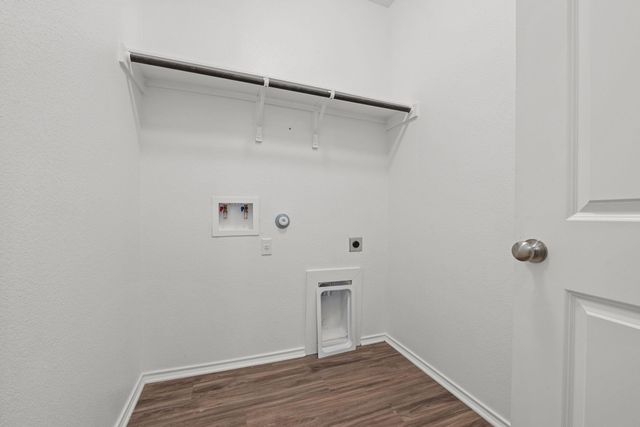 120 Josey Wales DR, Jarrell, TX 76537