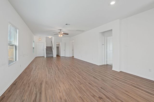 120 Josey Wales DR, Jarrell, TX 76537