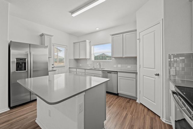 120 Josey Wales DR, Jarrell, TX 76537