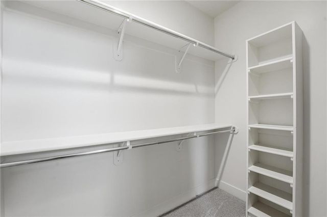 1411 Norfolk Drive, Harrisonville, MO 64701