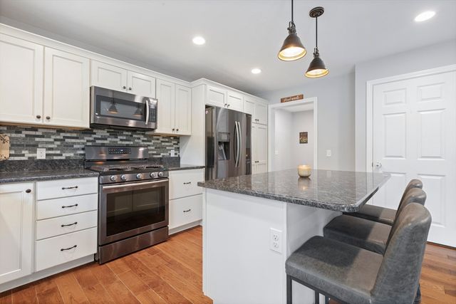 501 Quaddick Road, Thompson, CT 06277