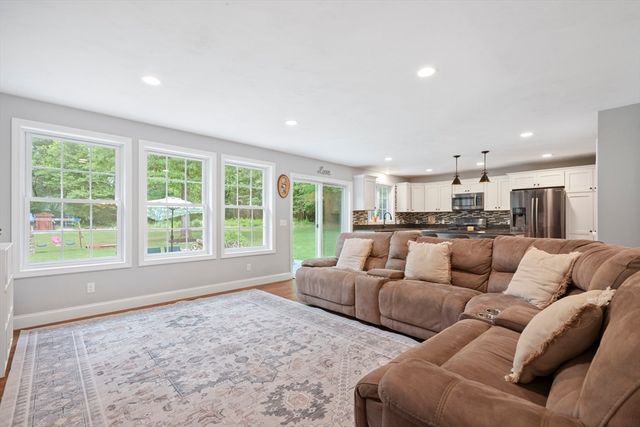 501 Quaddick Road, Thompson, CT 06277