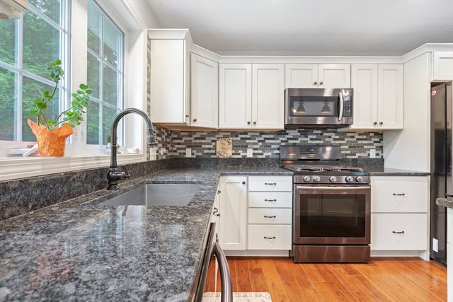 501 Quaddick Road, Thompson, CT 06277