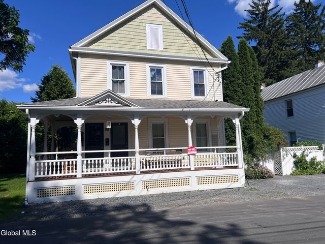 98 Walworth Street, Saratoga Springs, NY 12866
