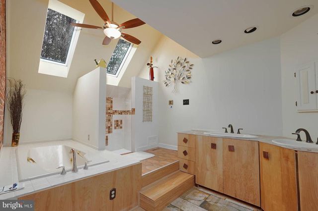 3619 KING WILLIAM DR, Olney, MD 20832