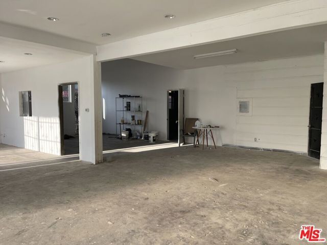 1259 S La Brea Avenue, Los Angeles, CA 90019