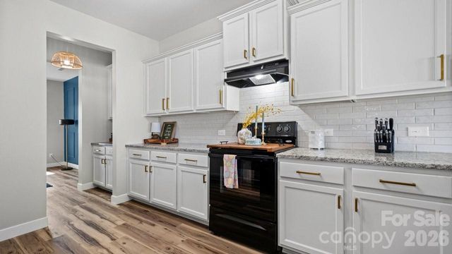3213 Saddlebrook Drive, Midland, NC 28107