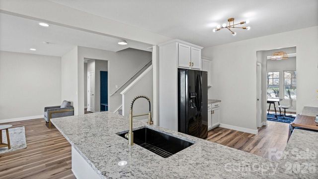 3213 Saddlebrook Drive, Midland, NC 28107