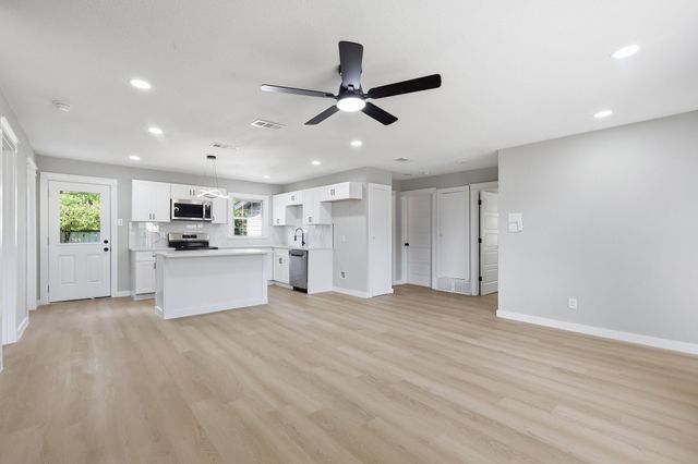 1721 Jocyle Street, Arlington, TX 76010