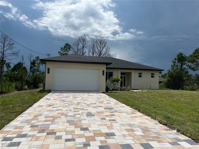 1043 Brenton AVE, Lehigh Acres, FL 33974