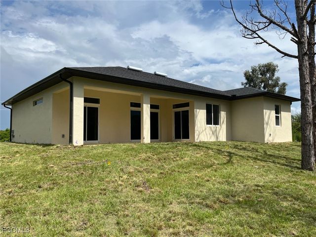 1043 Brenton AVE, Lehigh Acres, FL 33974