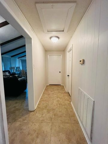 297 Vicki Drive, Livingston, TX 77351