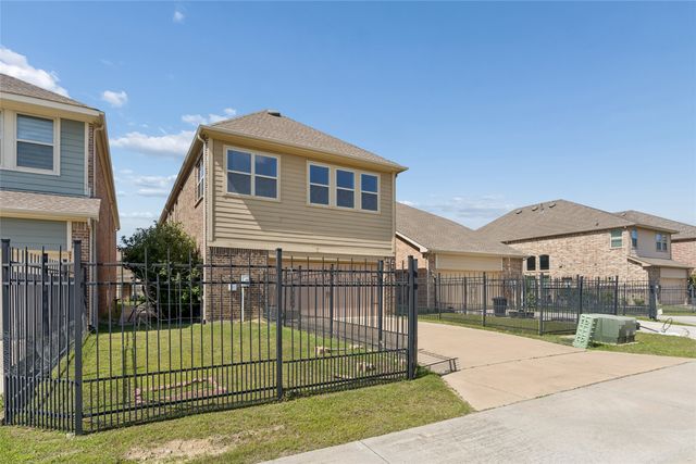 6723 Palo Duro Drive, Irving, TX 75063