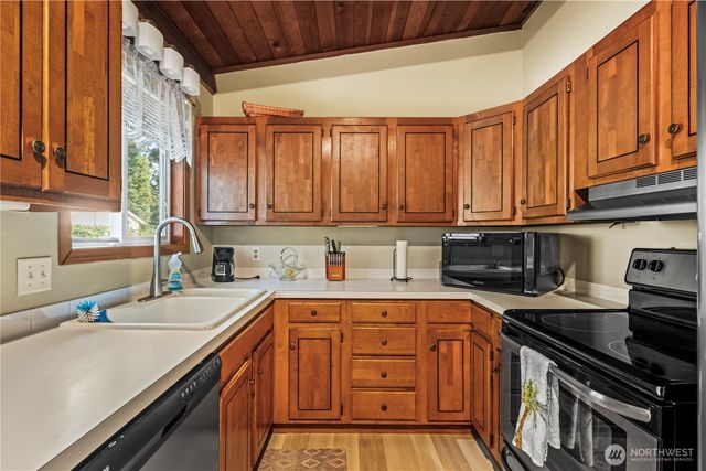 13400 3rd Avenue S, Burien, WA 98168