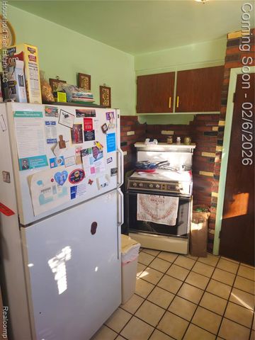 2616 Kenmore Road, Berkley, MI 48072