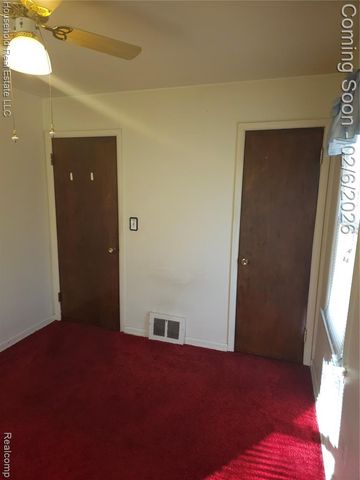 2616 Kenmore Road, Berkley, MI 48072