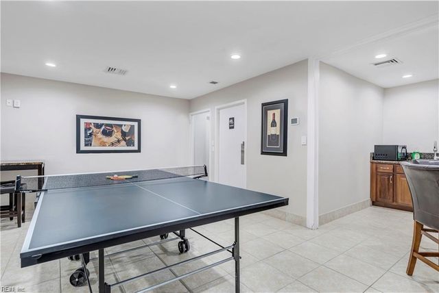 3558 Shore Dr Apt G9, Virginia Beach, VA 23455