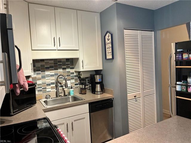 3558 Shore Dr Apt G9, Virginia Beach, VA 23455