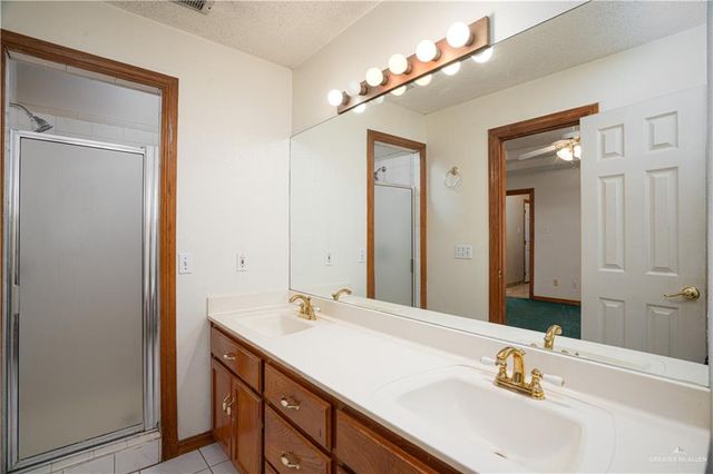 1801 Crown Pointe Boulevard, Mission, TX 78572