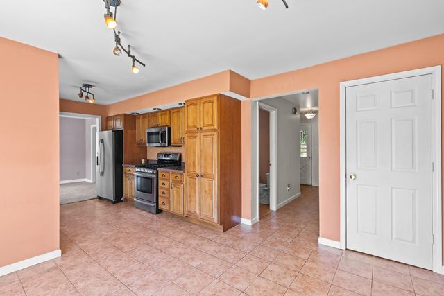 481 Lasalle Drive, Lake Holiday, IL 60552