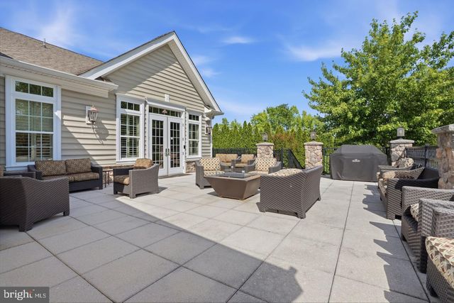 46 LAVENDER DR, Yardley, PA 19067