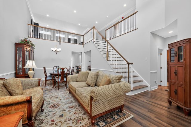 46 LAVENDER DR, Yardley, PA 19067