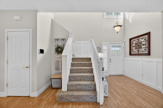 8800 Mannington St, Elk Grove, CA 95758