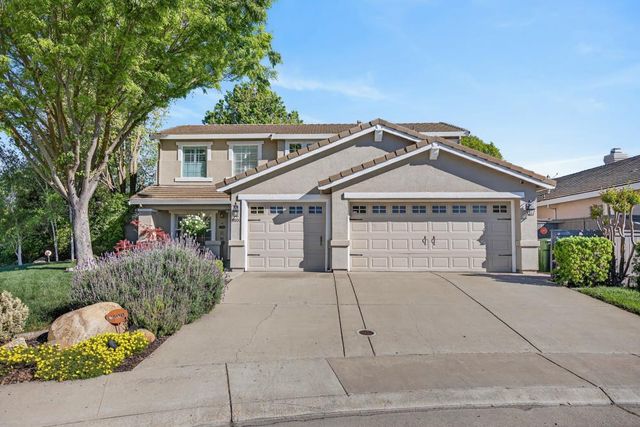 8800 Mannington St, Elk Grove, CA 95758