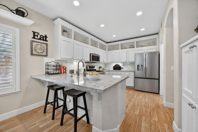 8800 Mannington St, Elk Grove, CA 95758