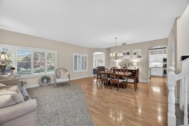 8800 Mannington St, Elk Grove, CA 95758