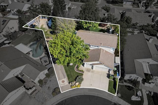 8800 Mannington St, Elk Grove, CA 95758