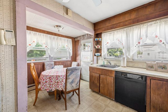 57 Columbus Ave, Braintree, MA 02184