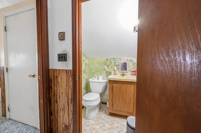 57 Columbus Ave, Braintree, MA 02184