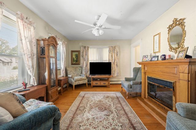 57 Columbus Ave, Braintree, MA 02184