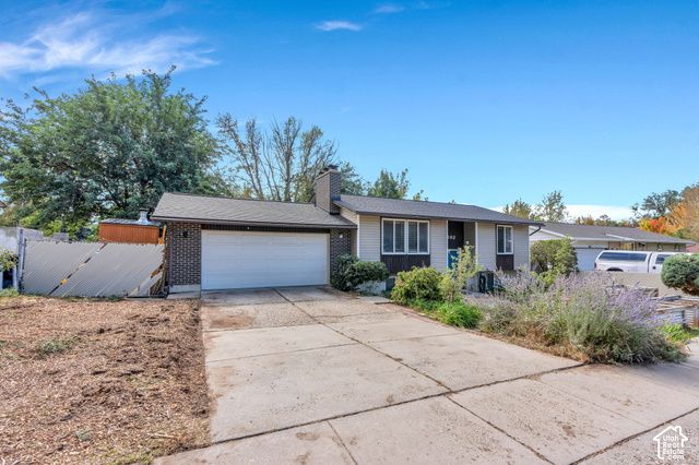 892 E BEAR CANYON RD, Sandy, UT 84094