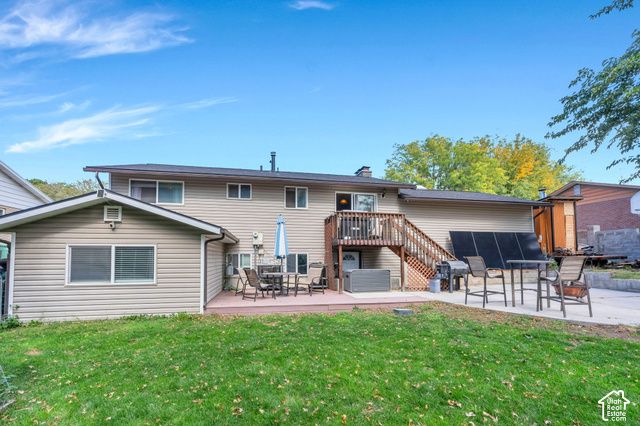 892 E BEAR CANYON RD, Sandy, UT 84094