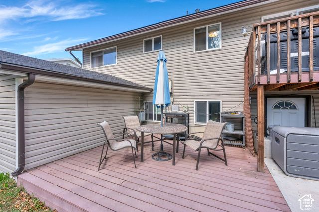 892 E BEAR CANYON RD, Sandy, UT 84094