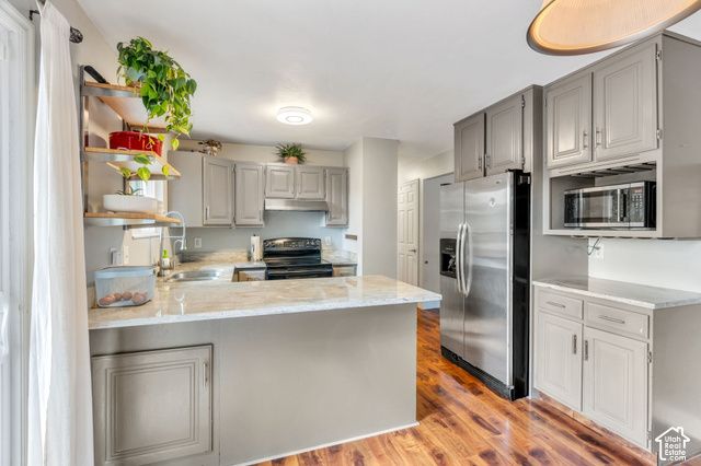 892 E BEAR CANYON RD, Sandy, UT 84094