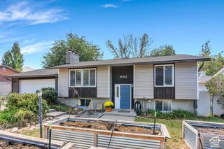 892 E BEAR CANYON RD, Sandy, UT 84094