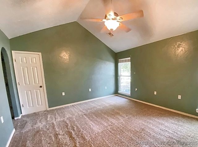 2009 Trailwood Street, Stigler, OK 74462