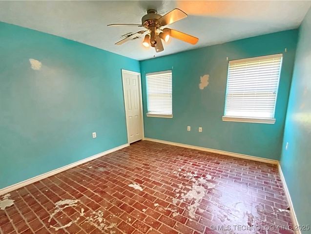 2009 Trailwood Street, Stigler, OK 74462