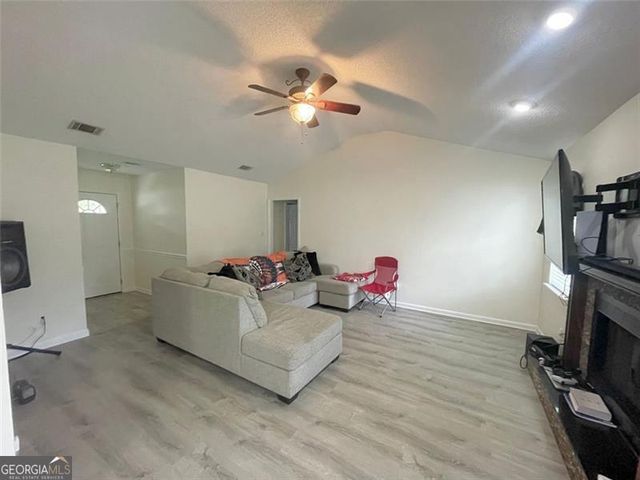 4035 STRATFORD, Valdosta, GA 31605