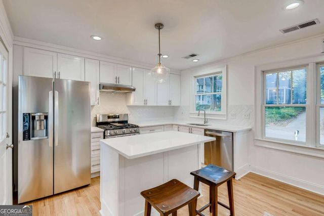 1253 NW Francis Street NW, Atlanta, GA 30318