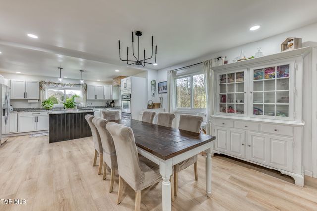 1005 & 1009 Island Road, Blountville, TN 37617