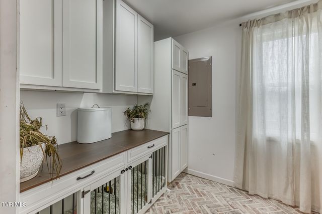 1005 & 1009 Island Road, Blountville, TN 37617