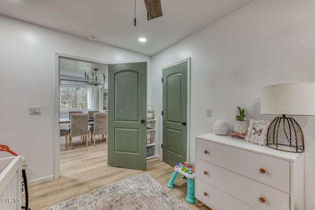 1005 & 1009 Island Road, Blountville, TN 37617