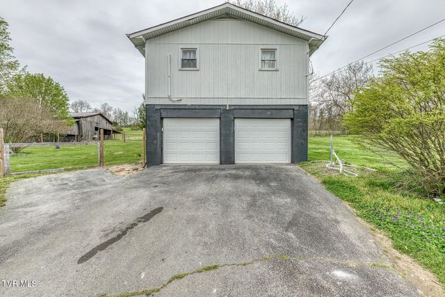 1005 & 1009 Island Road, Blountville, TN 37617