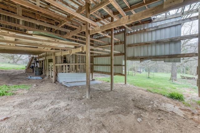 1005 & 1009 Island Road, Blountville, TN 37617